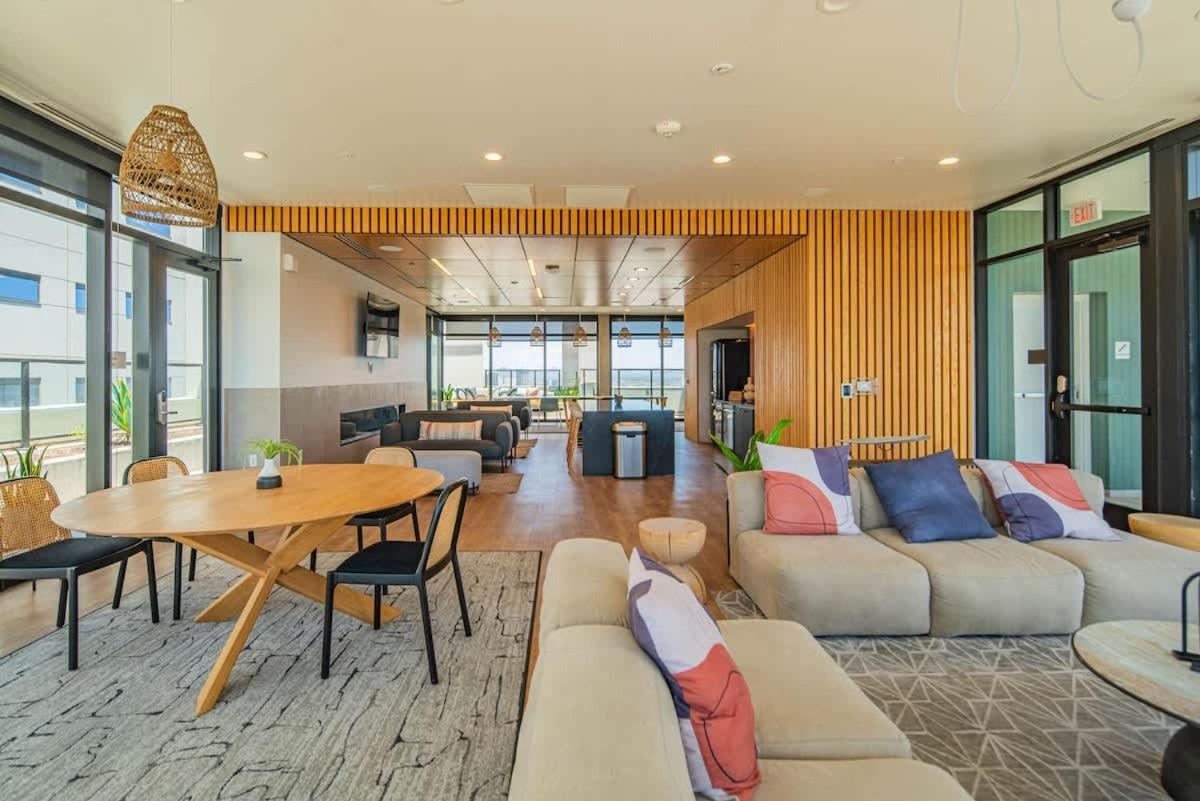 凤凰城Detailed 2Bd, Highrise Dt, Pool, Gym, Parking, Sleeps 8公寓 外观 照片