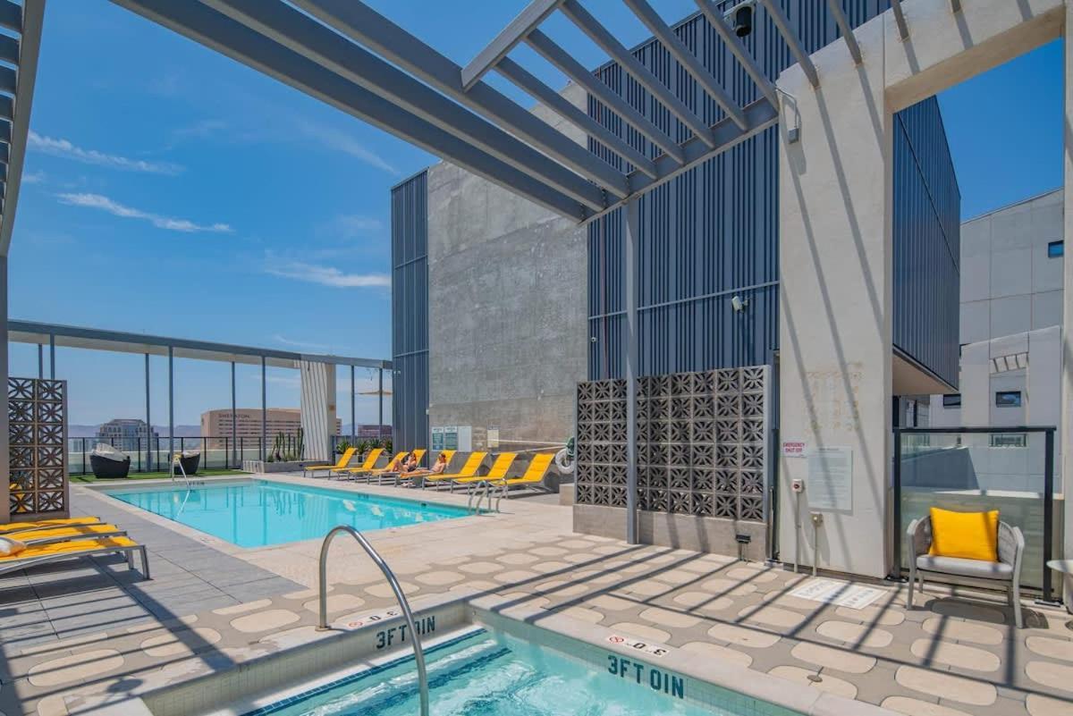 凤凰城Detailed 2Bd, Highrise Dt, Pool, Gym, Parking, Sleeps 8公寓 外观 照片