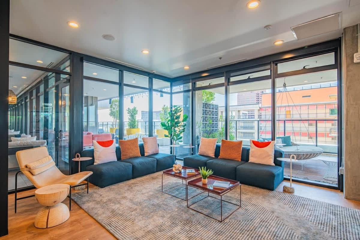 凤凰城Detailed 2Bd, Highrise Dt, Pool, Gym, Parking, Sleeps 8公寓 外观 照片