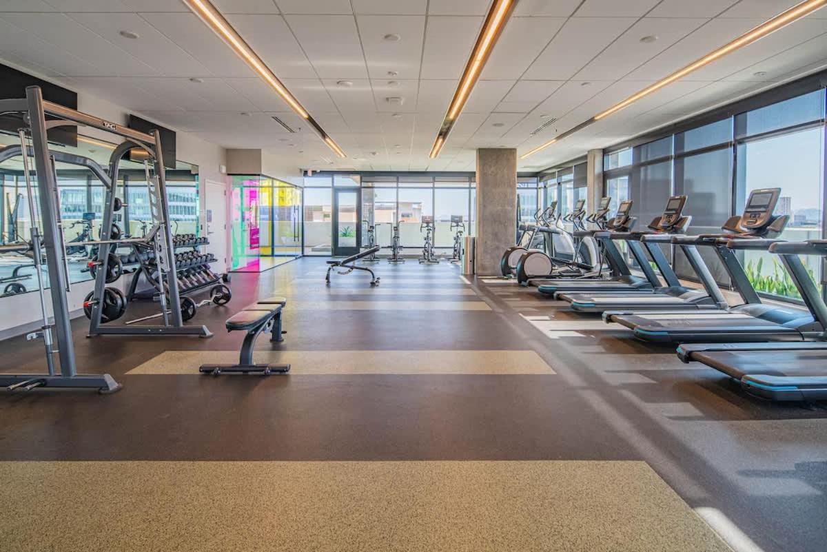 凤凰城Detailed 2Bd, Highrise Dt, Pool, Gym, Parking, Sleeps 8公寓 外观 照片
