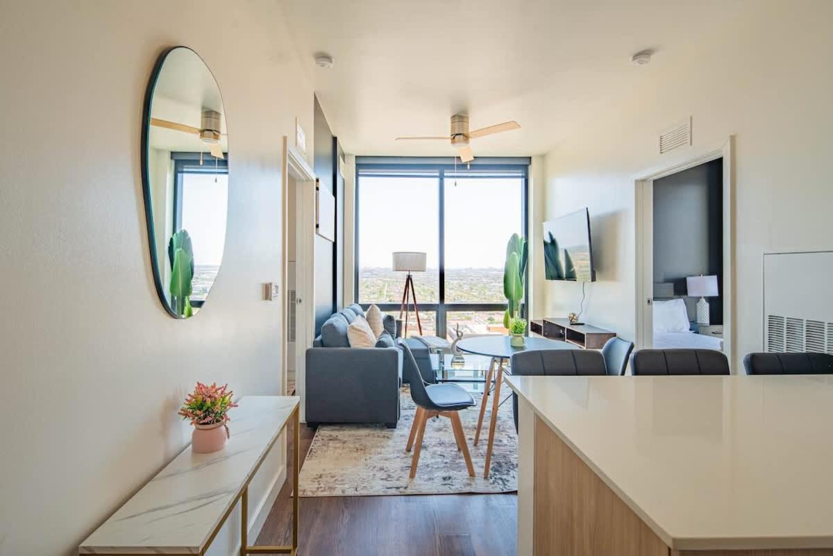 凤凰城Detailed 2Bd, Highrise Dt, Pool, Gym, Parking, Sleeps 8公寓 外观 照片